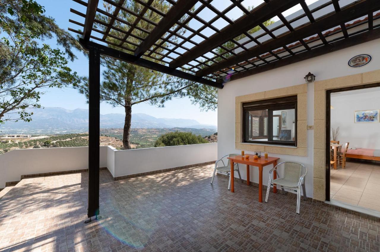 Villas Alexandros Kalamaki  Dış mekan fotoğraf