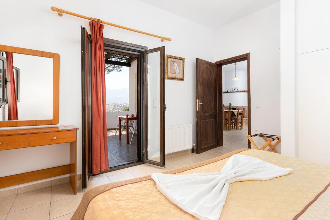Villas Alexandros Kalamaki  Dış mekan fotoğraf