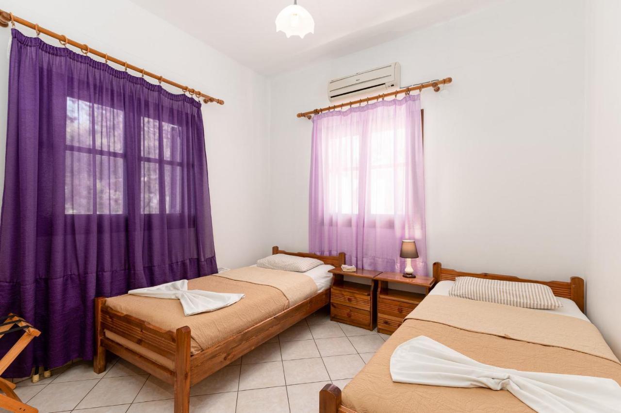Villas Alexandros Kalamaki  Dış mekan fotoğraf