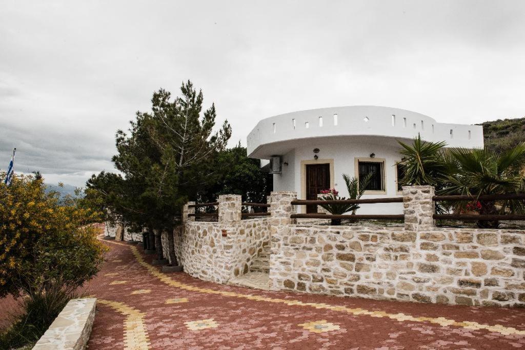 Villas Alexandros Kalamaki  Dış mekan fotoğraf