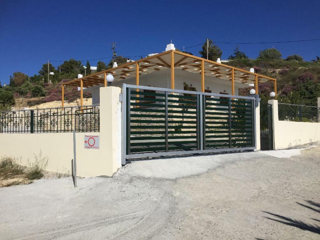 Villas Alexandros Kalamaki  Dış mekan fotoğraf